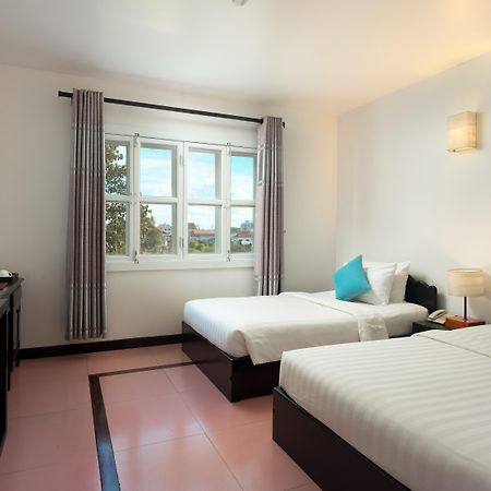 Amber Angkor Villa Hotel & Spa Siem Reap Exterior photo