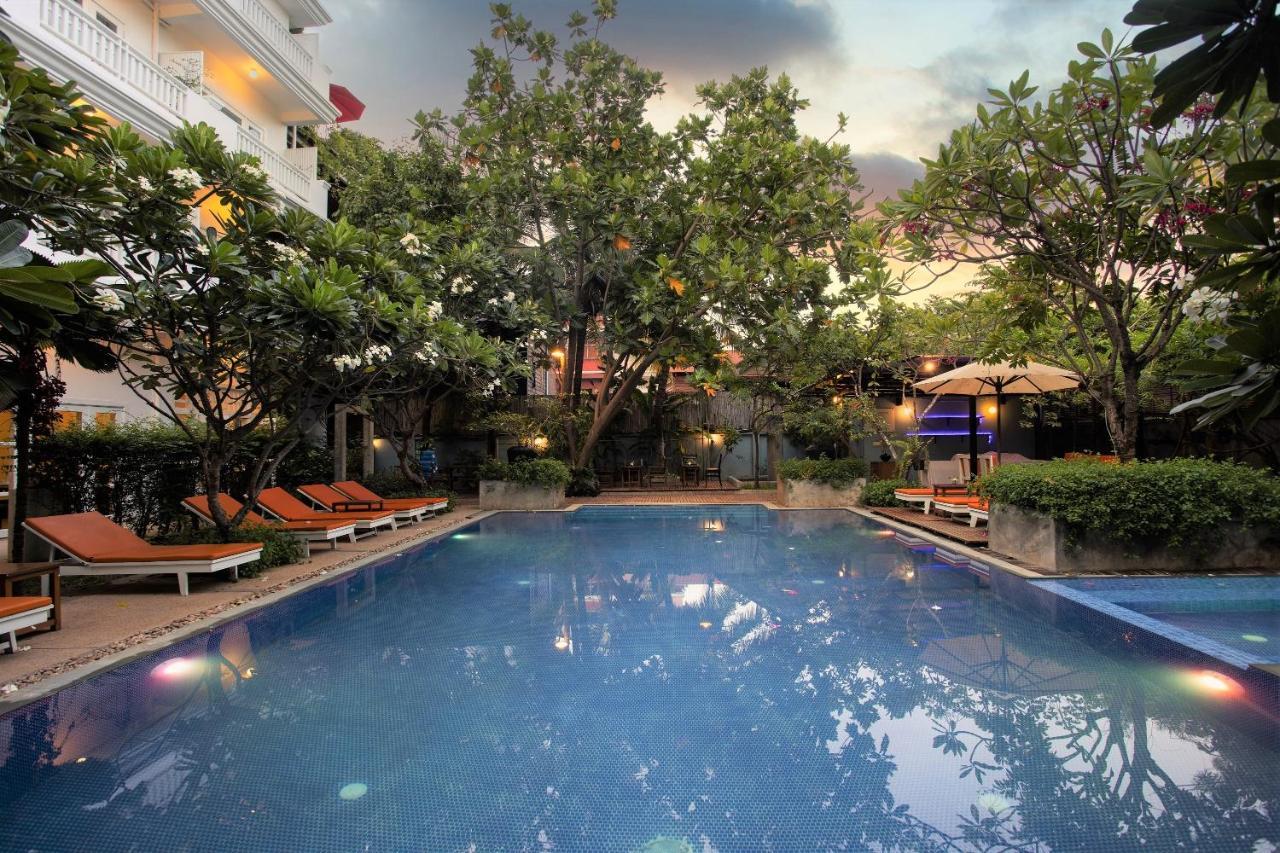 Amber Angkor Villa Hotel & Spa Siem Reap Exterior photo