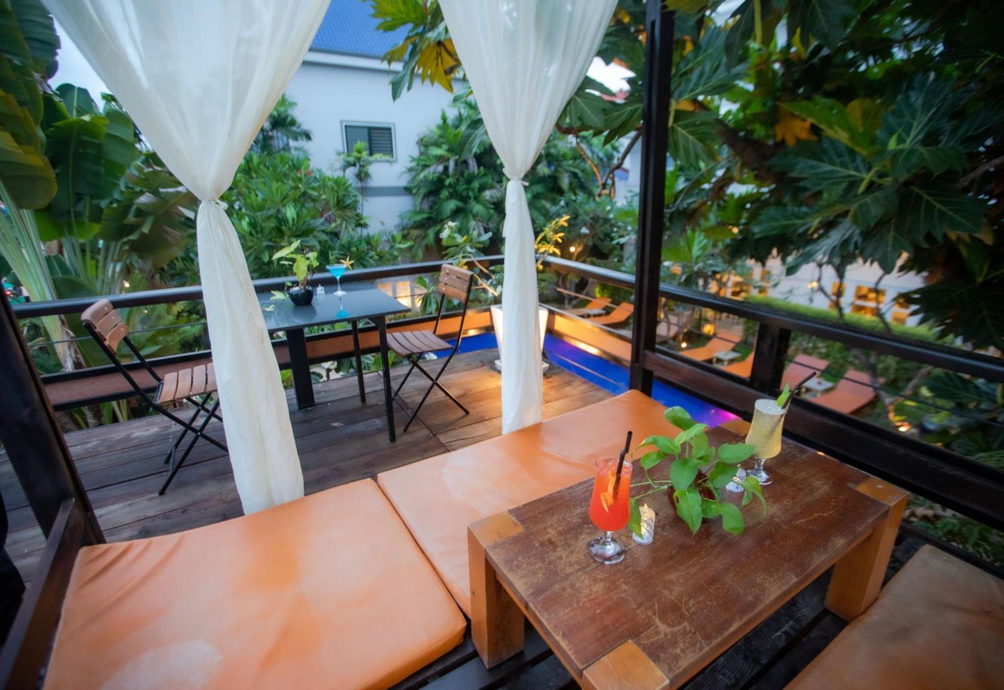 Amber Angkor Villa Hotel & Spa Siem Reap Exterior photo